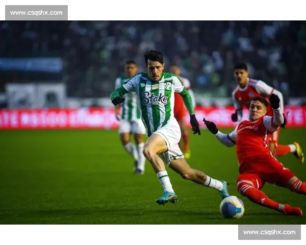 克鲁塞罗VS强强对话解析球队状态战术走向与胜负悬念前瞻预测全