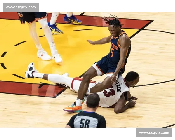 总决赛再起风云湖人热火下一战胜负悬念拉满詹眉巴特勒对决引爆期待 总决赛再起风云湖人热火下一战胜负悬念拉满詹眉巴特勒对决引爆期待